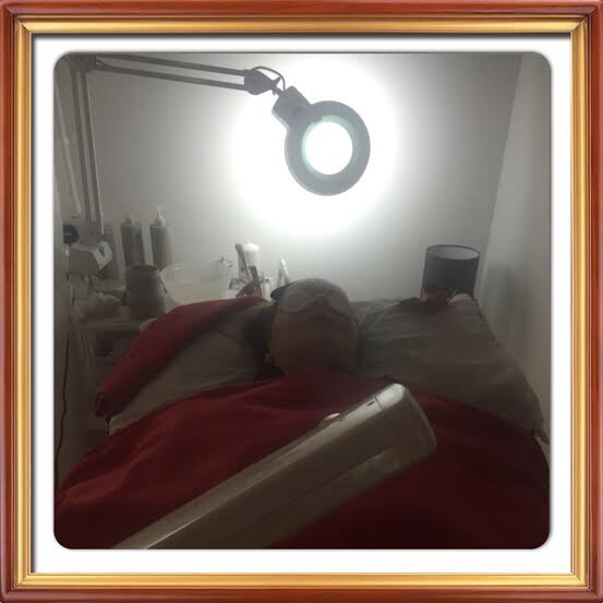 Unity_MissP's tweet image. Year 11 carrying out a deep cleansing facial with the use of ozone, true professionals @UnityBlackpool