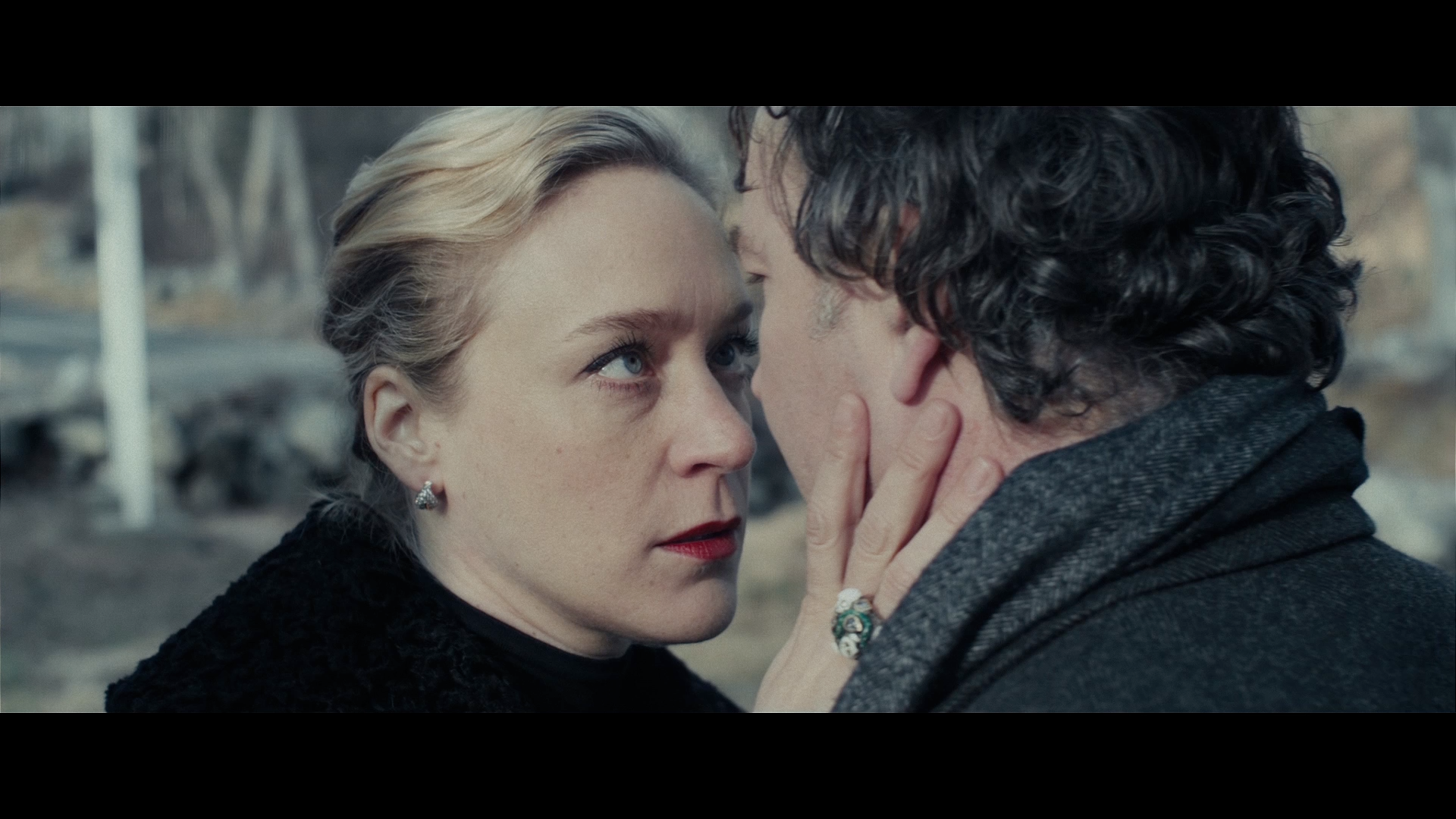 NOWNESS: Happy birthday OfficialChloeS! Watch her as a dysfunctional housewife in 