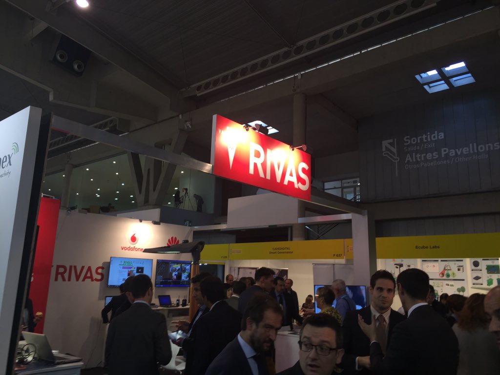 currocorrales's tweet photo. En Barcelona en #SmartCityExpo compartiendo el potencial de #Rivas como ciudad para invertir #Rivas2020 https://t.co/RRLKYvDCWr