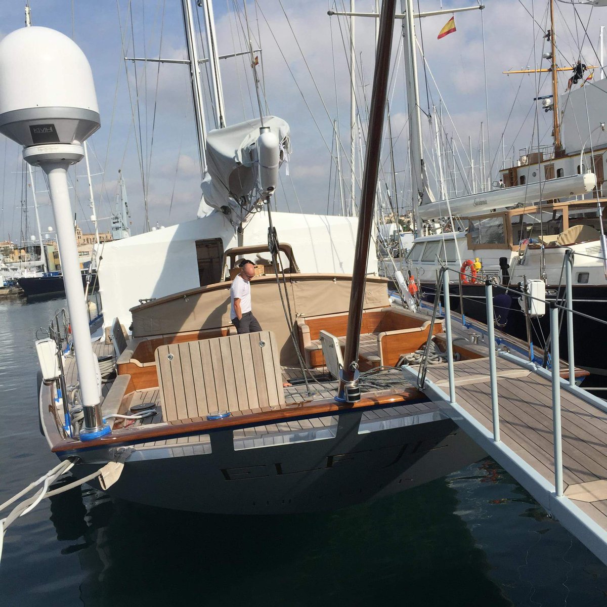 AbsolutBoatCare's tweet photo. Our #ABCVarnish team have been contracted once again to complete more varnish work on @Royal_Huisman's #SYElfje. https://t.co/JD6WPQV1kY