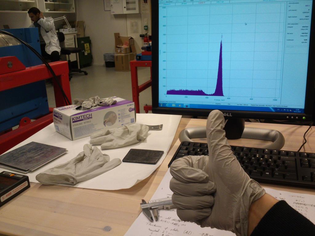 PetterSkanke's tweet photo. I just love it when the measurements agree! #NuclearPhysics #BuildupFactor #ComptonScattering #NTNU https://t.co/xVnuQUtJgo