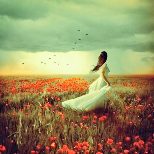 lolamentaras_'s tweet photo. "Las pausas,
 respiros
 donde escapamos
 con desespero,
 para soñar..."

#HBreves #artebreve #InmortalSentir #LYF15 https://t.co/70Mu1ZL3bO
