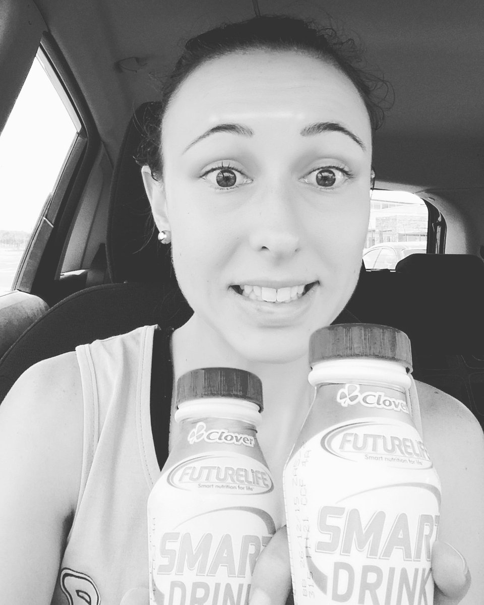 ChanelLab5's tweet photo. Nothing better than a #futurelife smartdrink after your midweek long run. @futurelifeza https://t.co/ICrkUleR9N