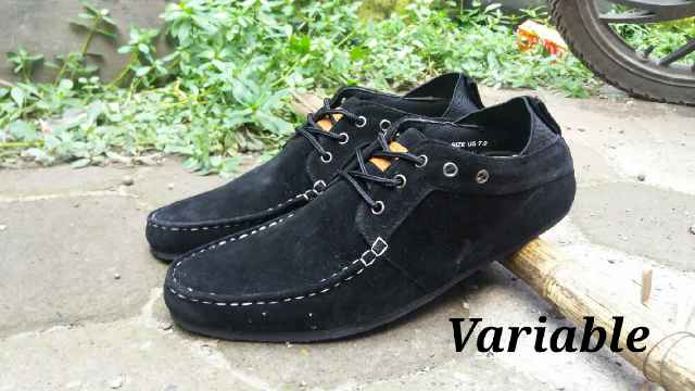 MasterGrosir's tweet photo. Variable casual black size 39-43 Rp.155 .. Minat? Invite pin:326BA86A https://t.co/iLjaVZ1XM3