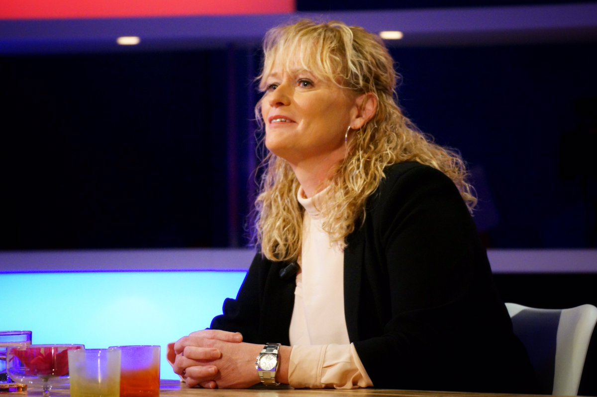 Sportservice_NB's tweet photo. Niet vergeten te kijken om 17.55 uur! (erna elk uur herhaling) @sheerius te gast bij @OnderOnsTV. #sneakpeek #SSNB https://t.co/68eKd9BTOZ