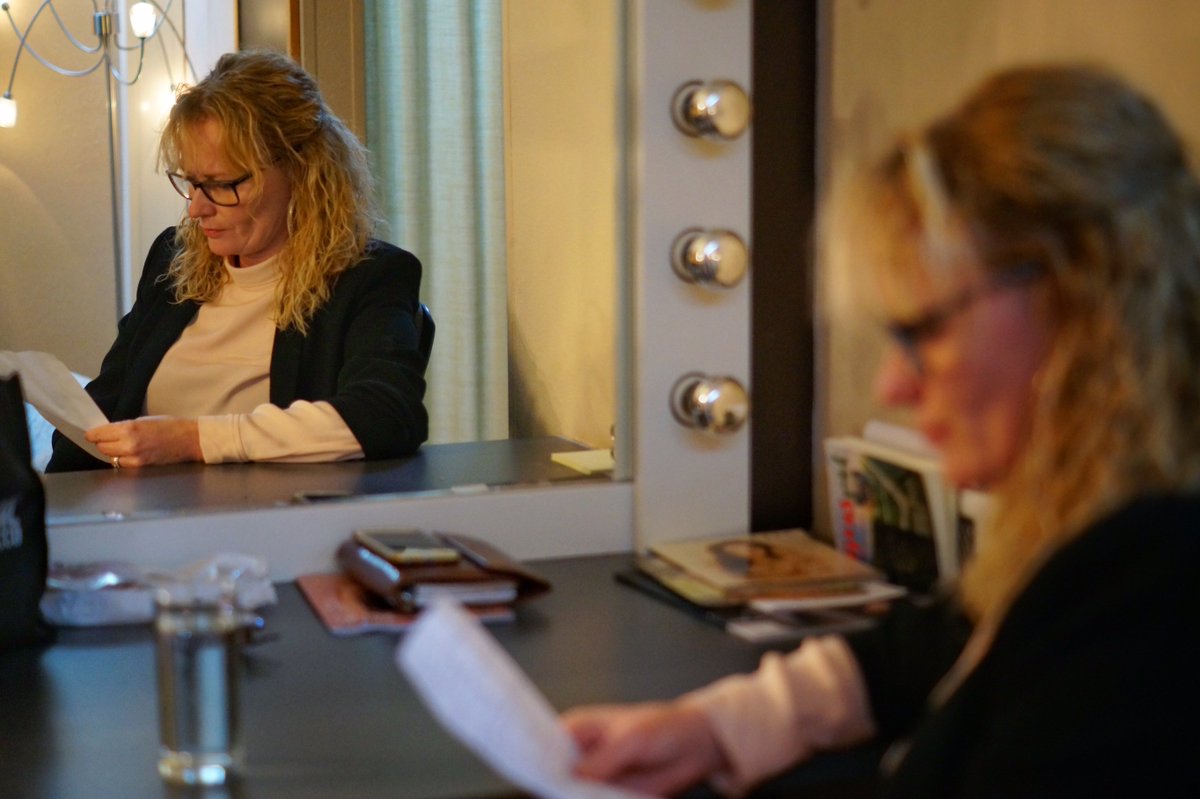Sportservice_NB's tweet photo. Niet vergeten te kijken om 17.55 uur! (erna elk uur herhaling) @sheerius te gast bij @OnderOnsTV. #sneakpeek #SSNB https://t.co/68eKd9BTOZ