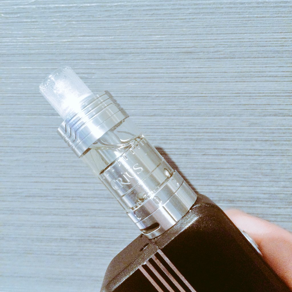 LawVapes's tweet photo. Mmm new Rta obs crius tank v1 £12.99 from https://t.co/ijlsZCLP91 awesome Vape dual 26awg nickel build 👍😗💨💨 https://t.co/DvZdd1zxvp