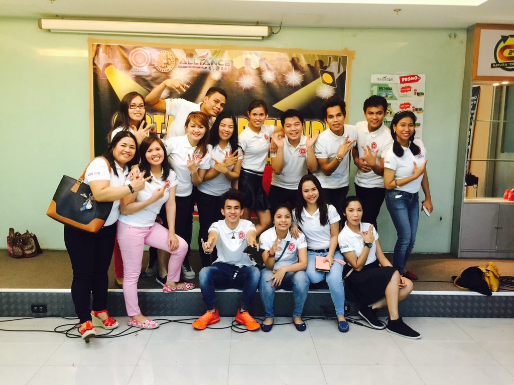 imEljay27 tweet picture