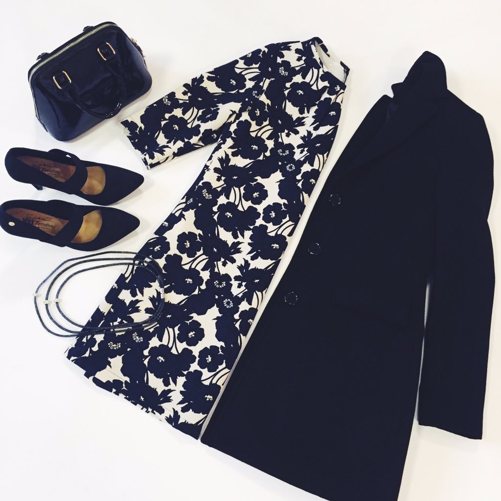 nunalieofficial's tweet photo. Ci chiedono un #look da cerimonia, e noi rispondiamo così! Vi piace? 😍 https://t.co/lgsko3OdlK