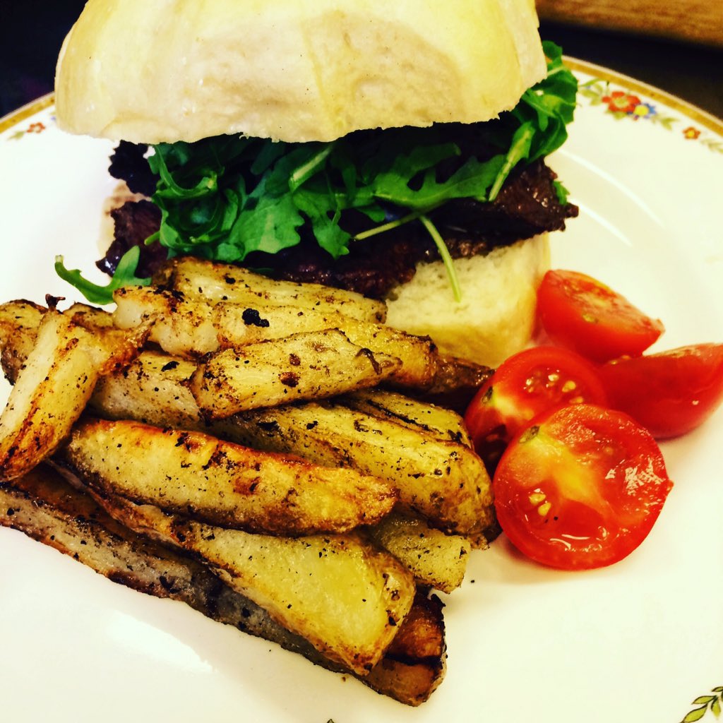 Rustic Café tweet media