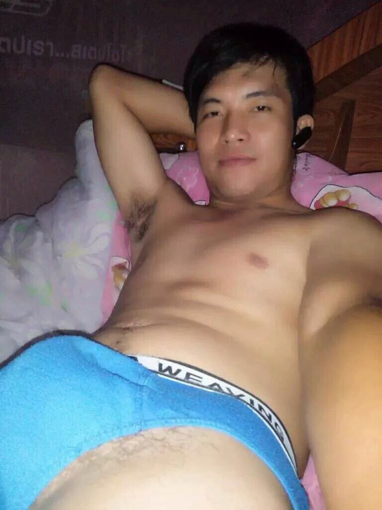 cnxaugust's tweet photo. ชายแท้มั้ยให้เดา? https://t.co/2jPXsGbckV