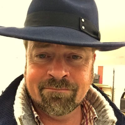 FiveActions's tweet image. .@Dialogical_Ray speaks @Framework_HA free event on #multipleneeds.  Nottingham, 2/12.  ow.ly/UN6X8