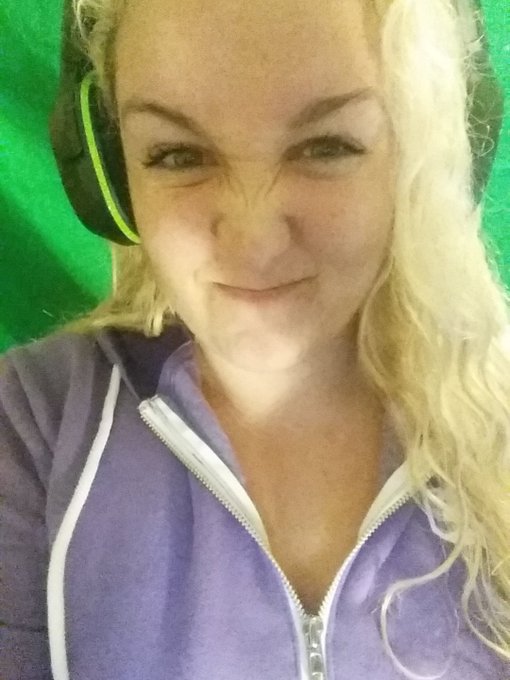Stream time! https://t.co/b3OwawSdWy every $10 donated to extra life gets entered into raffle for headphones<a href="/tag/giveaway"class="tags"><span>#giveaway</span></a>