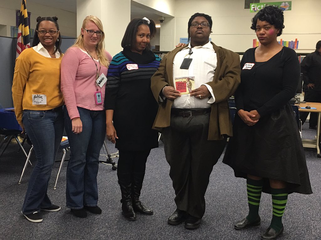 VanBokESAACPS's tweet image. Students are going to love seeing their teacher as a book character! #motivationtoread