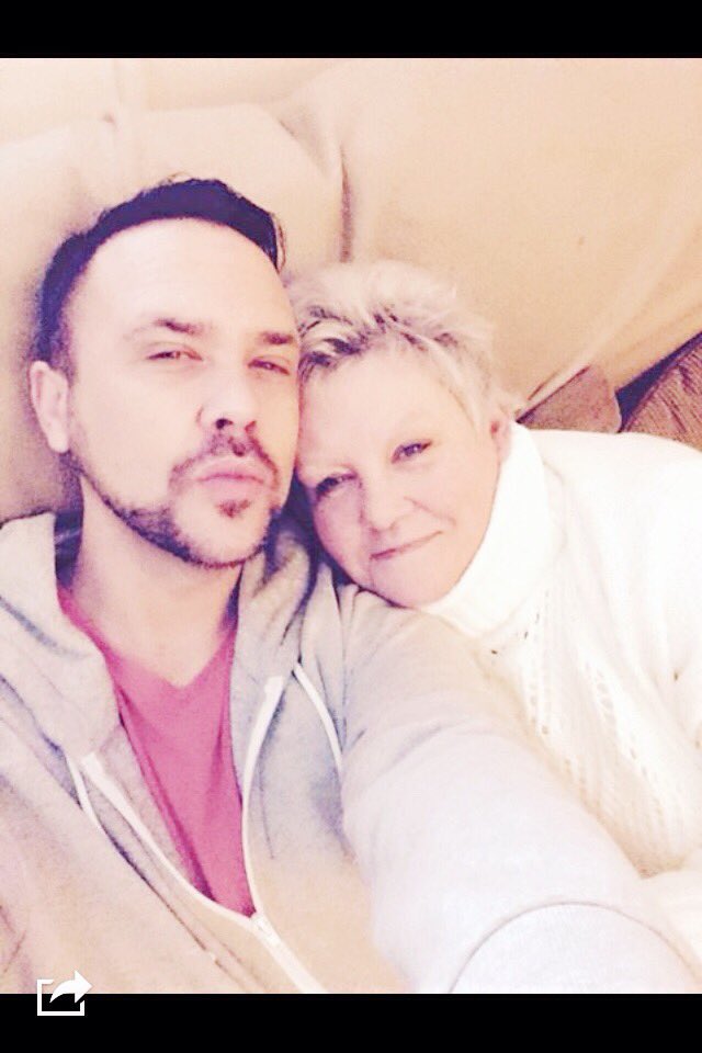 NeillNene's tweet image. Can't wait to take my mum to see @kylieminogue at Royal Albert hall next month ❤️ #mumandsontime