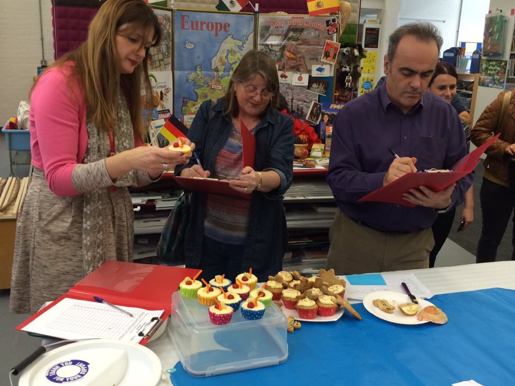 Tasting the pina colada cakes at our Bake Off <a href="/UniRdg_IoE/">IoE Uni of Reading</a> @MrsKGoulding