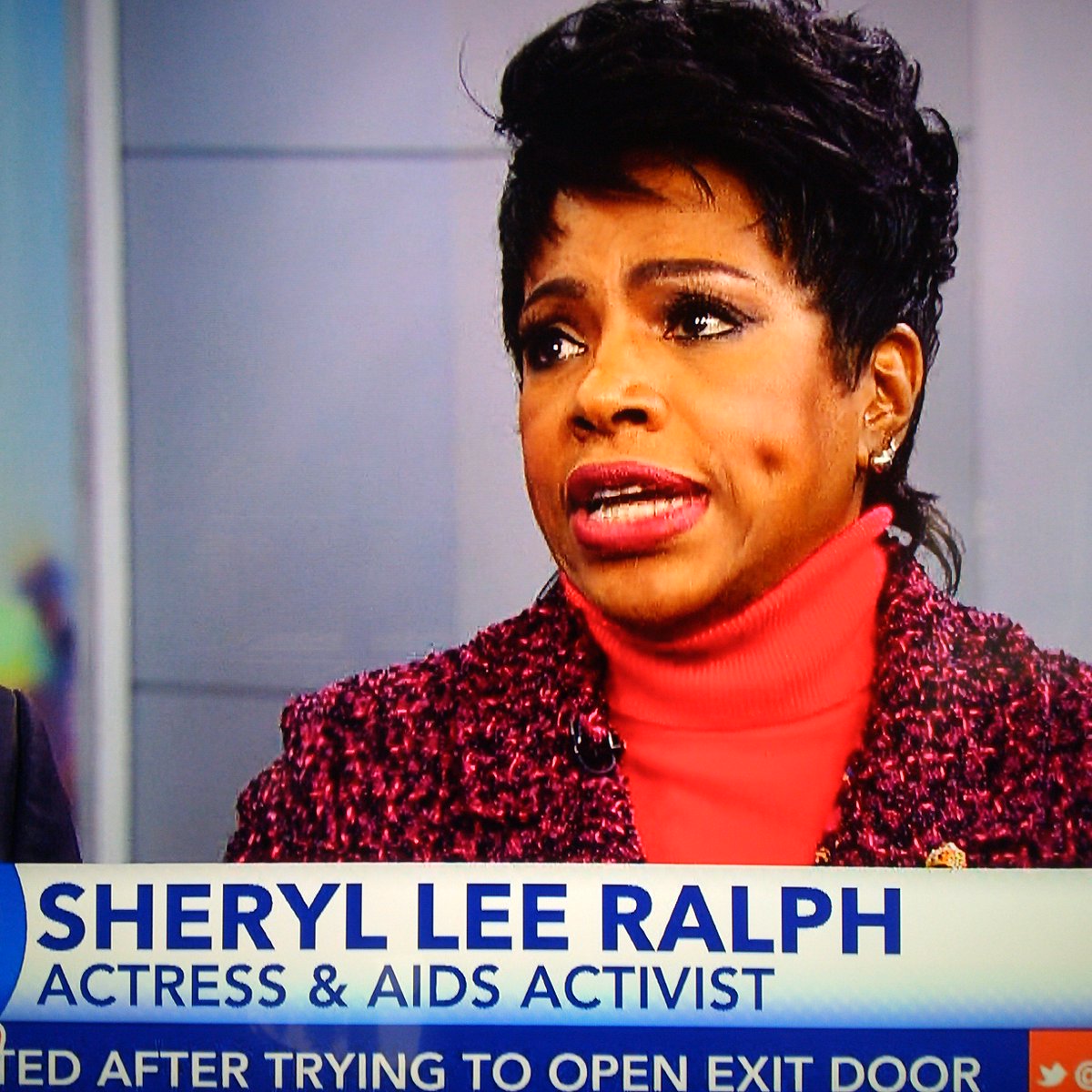 .@thesherylralph thanked #CharlieSheen on @PIX11News for sharing his #HIVstatus. Do u know urs? Get tested #OraQuick