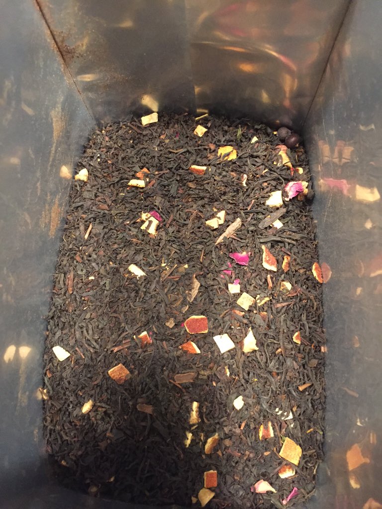 Hmmmm, losse wintertheetjes aan het scheppen #wintersfeer #lossethee