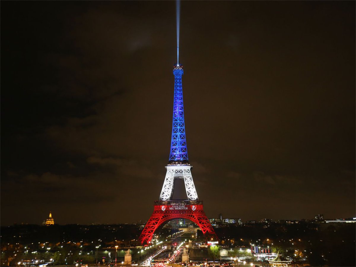 TamaraMcCleary's tweet image. #ParisAttacks introduce #encryption to the political forefront on.recode.net/1LkCJga MT @HopeFrank #NetworkSec