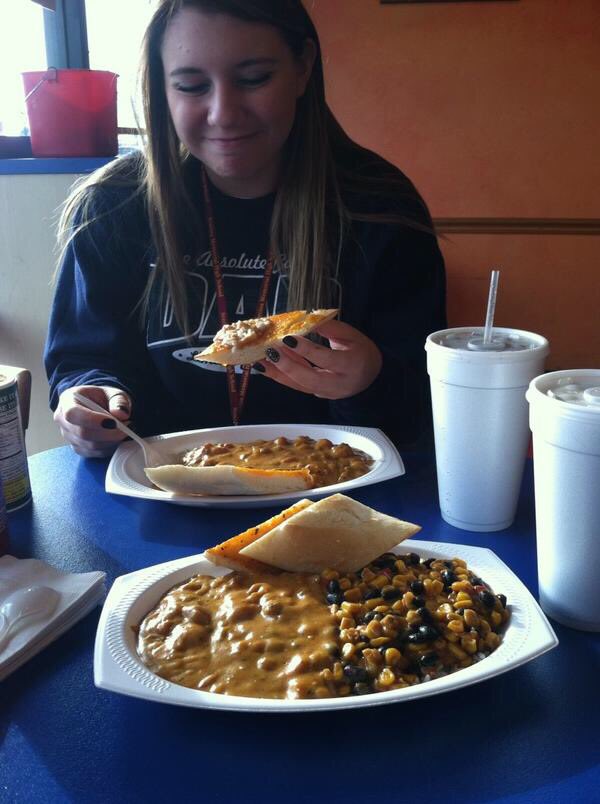Sloan_Jones's tweet photo. 1 year ago @Carlee_Cole took me on a date 💕 https://t.co/PqP25t9UBa