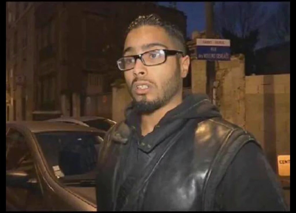 StopAuxFootix's tweet photo. BFMTV : "A la base, on m'a demandé d'heberger Javier Pastore, donc j'étais super content moi..." https://t.co/5CdUG17u23