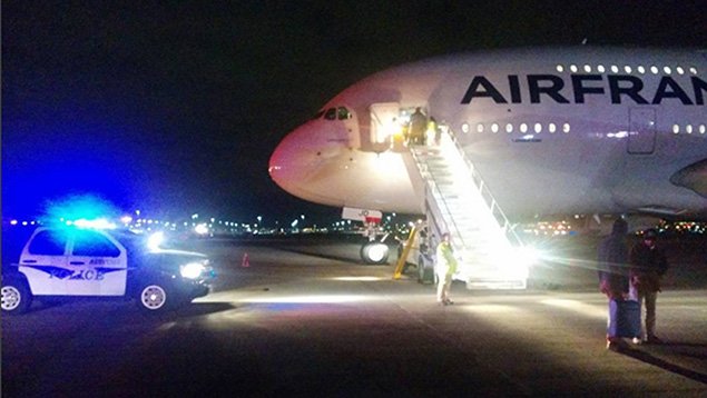 UNoticias's tweet image. Desvían vuelos de Air France por amenaza de seguridad bit.ly/210Wp4a