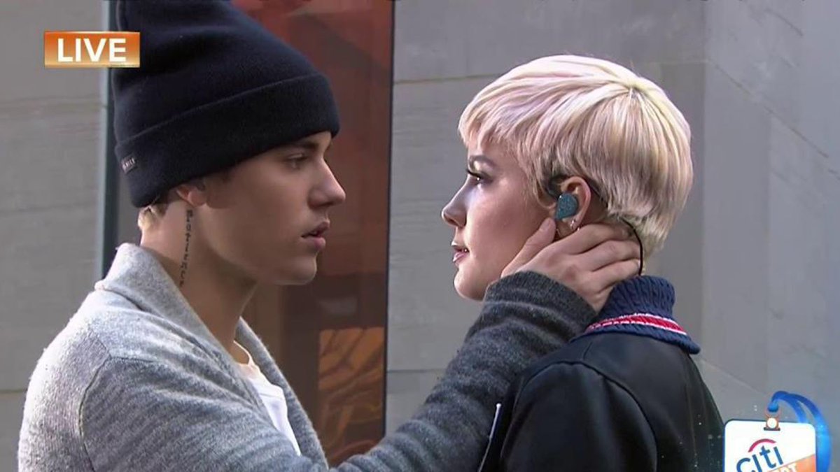 TODAYshow's tweet photo. Whoa! Hey there, @halsey! #BieberTODAY #Purpose https://t.co/l9FwZh4lYD