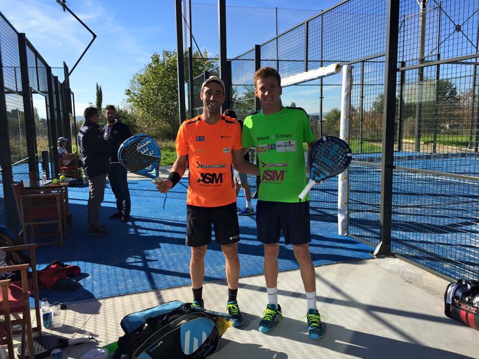 PadelRuizEspejo's tweet photo. Ganamos primera ronda de WPT Barcelona!! Mañana a las 9:30 octavos  Gracias a todos por el apoyo!!! @ASM_oficial https://t.co/d96hNheUf5