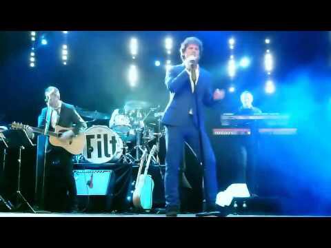 Al meer dan 300 kaarten verkocht nu voor m'n concert in februari!! Kaarten online via Eventics.nl Gaat lekker!!