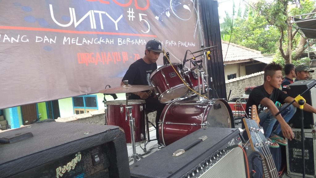 CHILDREN LOSERS (@children_losers) on Twitter photo 