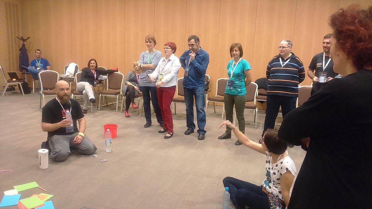BarbaraMandusic's tweet photo. Making cloud in a bottle @CARNet_CUC #Scientix #ScientixWorks #ScientixCroatia #ScientixWeek https://t.co/WckxpsEsCH