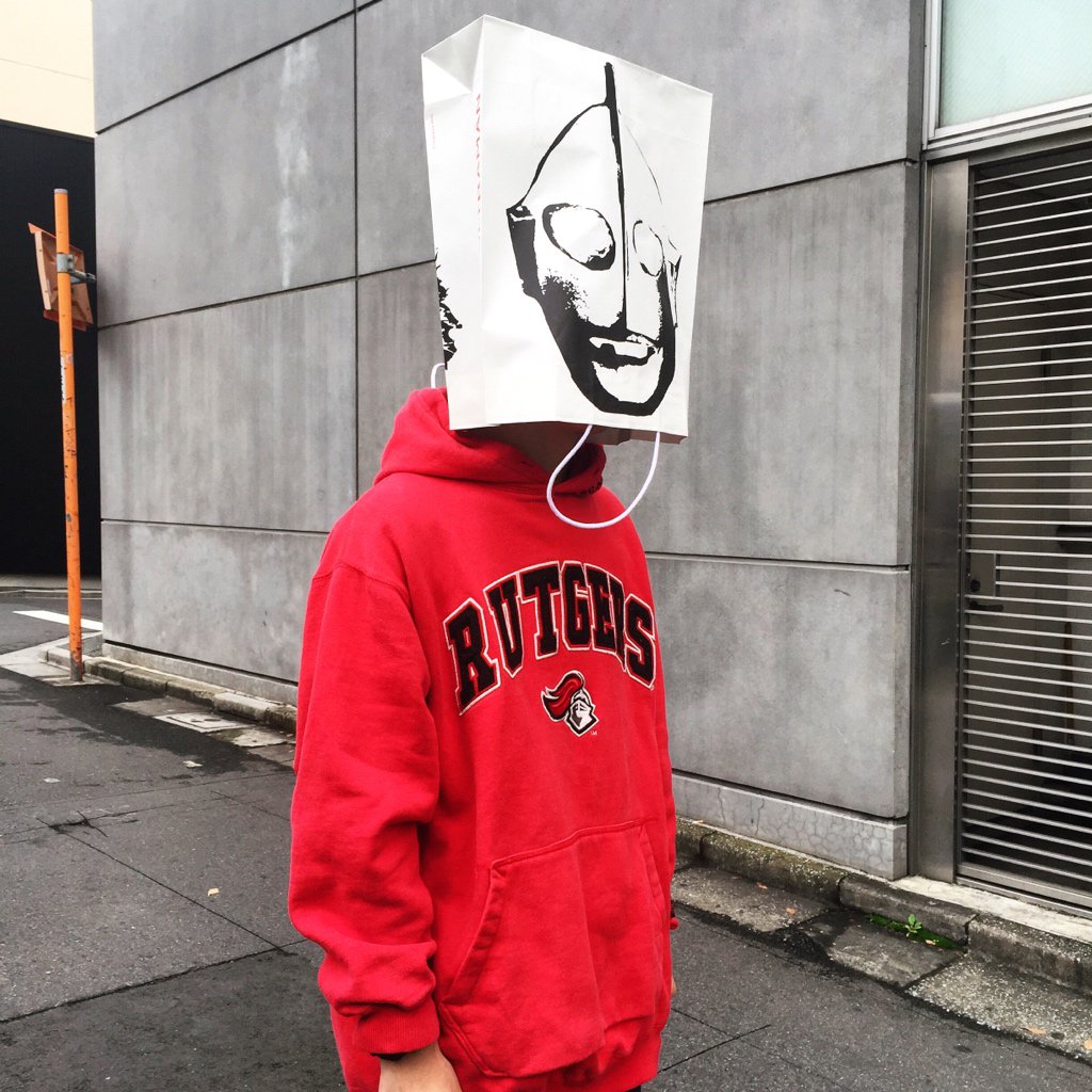 Asoko Zakka Store على تويتر Asoko De Ultraman 紙袋 原宿のストリートに突如出現 ウ ウルトラマン T Co Y8uhtjtmh7 Asoko Zakka Store على تويتر Asoko De Ultraman 紙袋 原宿のストリートに突如出現 ウ ウルトラマン T Co Y8uhtjtmh7