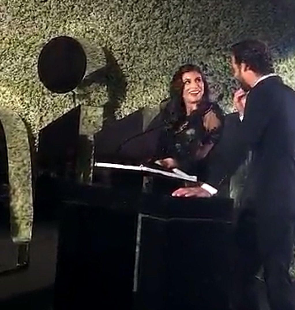 farahmyloved's tweet photo. @ivansanchezz_  tema del momento #PrixDeLaModeByPantene @anabrendac  porque me enamoran #mundobipolar LoVeU♥♥ https://t.co/aPumhDVm66