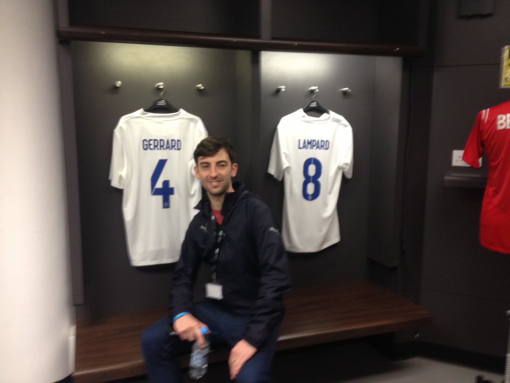 WHLittleSutton's tweet photo. Me and Danielle on the tour at Wembley #retailpitchday https://t.co/57fXLEcBBF
