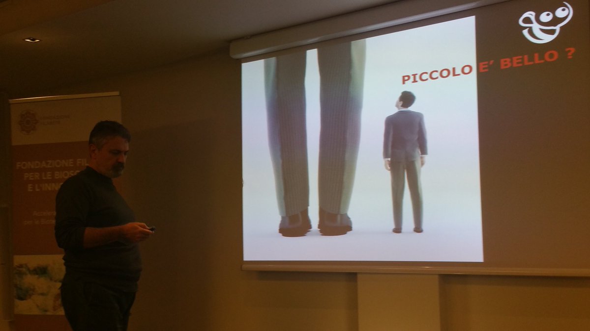 fcolombo73's tweet photo. #Innovapi @Confapi @ConfapiPress @ConfapiVarese è il momento di #occambee #mariomanfredi https://t.co/tWCGCqPrdm
