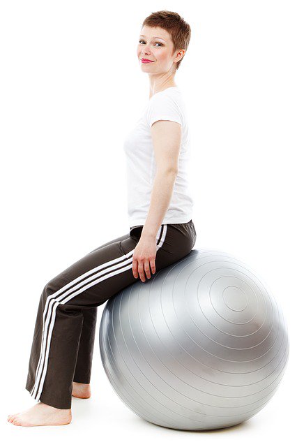 CPHealthFitness's tweet photo. Benefits of Fit Ball Training -> https://t.co/o3rVUdvXtN   #Fitball #Womenshealth #stayFit https://t.co/qtOLvK0Epv