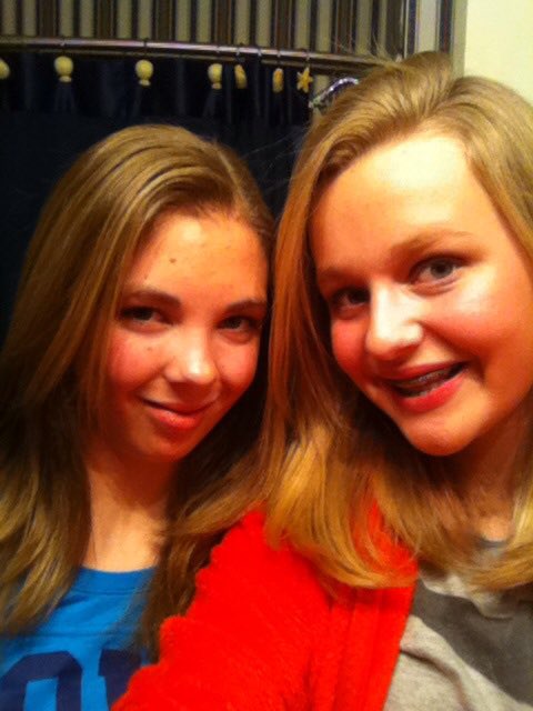 hanbanmontana's tweet image. Happy Birthday Kaits😊 Have a great day chica ily❤️ #uglythrowbacks