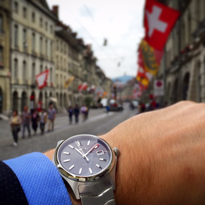 ebelwatch's tweet photo. Enjoying a walk in Berne old town with my EBEL Wave Gent!
#ebel #ebelwatch #ebelwave #berne #switzerland https://t.co/oNGHHrygGs
