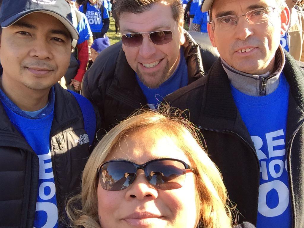 dmotew1's tweet photo. Lift the Charter cap #greatschoolsma https://t.co/1kYVAksomk
