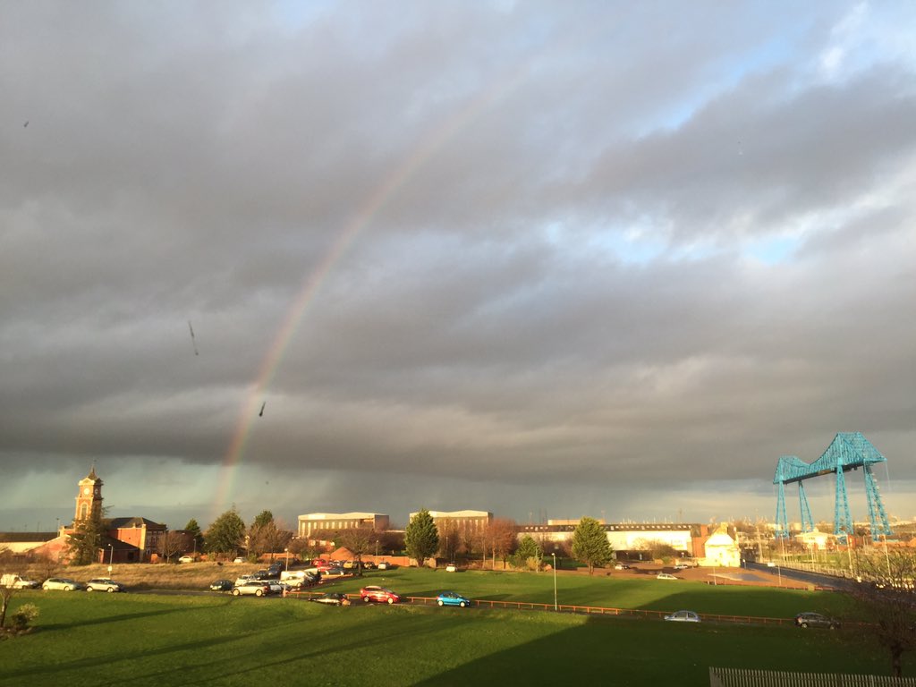 teesvalleyarts's tweet photo. As I was tweeting... The rainbow appeared!#paintthewholeworldwitharainbow @lovembro #teesside @rtrlp https://t.co/gGsGRSBMCU
