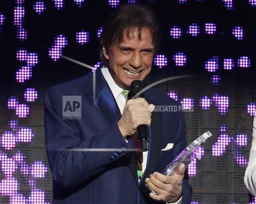 AP Espectáculos (@ap_espectaculos) on Twitter photo #RobertoCarlos es honrado esta noche como #PersonaDelAño <a href="/LatinGRAMMYs/">The Latin Recording Academy / Latin GRAMMYs</a> apne.ws/1OQosQ1 #RobertoCarlos es honrado esta noche como #PersonaDelAño <a href="/LatinGRAMMYs/">The Latin Recording Academy / Latin GRAMMYs</a> apne.ws/1OQosQ1