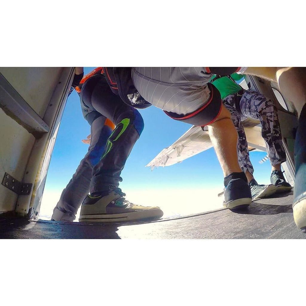SkydiveSD's tweet photo. A different angle.

#yourdivide #jointheteem #besomebody #flyfastcommunity #skydive #skydiving #skydiver #parachute… https://t.co/XuFxUrTpSP