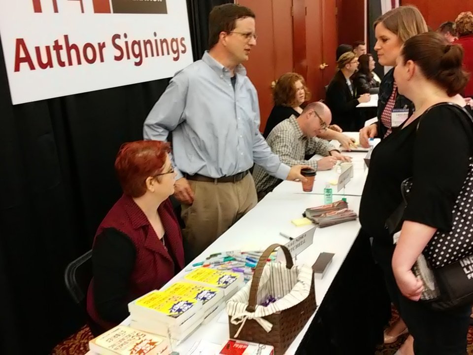 BookwormJWW's tweet photo. OMG! @SaundraMitchell @Mike_Mullin & @TroyCummings all at one table!!! #ILFConnections15 #ILF2015 https://t.co/8RwajrwF3q