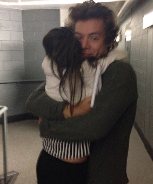 I refuse to die until I get this 

#MTVStars One Direction