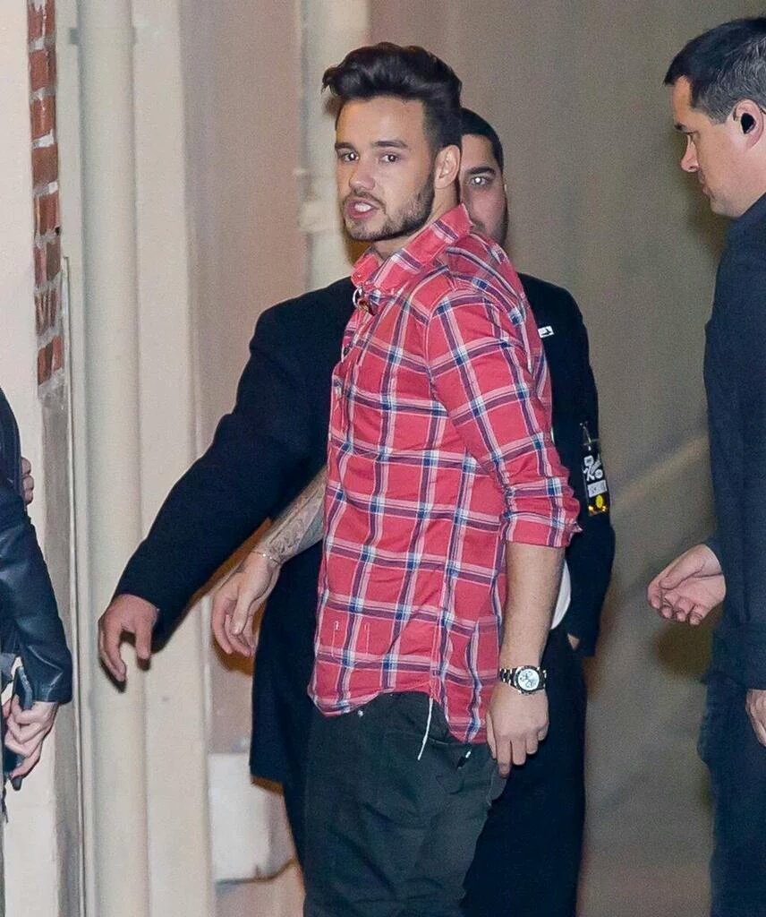 1Duruguaynotes's tweet photo. Nuevas fotografías de Liam llegando a los estudios de ABC anoche en Los Ángeles
#1DU -Ann
#MTVStars One Direction https://t.co/swPuH8FUmf