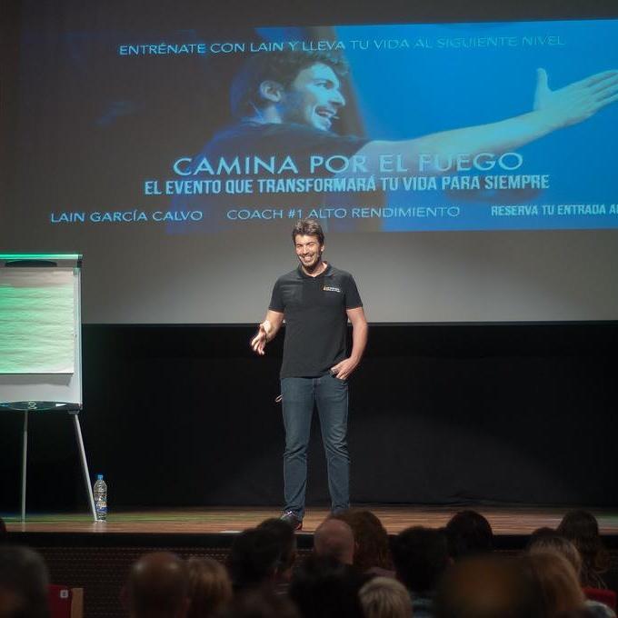 CaminaF's tweet photo. Hoy en Barcelona en Les Cotxeres, Calle de Sants, 79 a las 19.00 nueva conferencia gratuita. Reserva en 620012111 https://t.co/QavgFkpUeJ