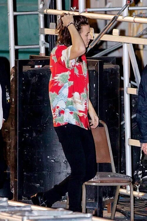 1Duruguaynotes's tweet photo. Harry anoche en los estudios de GMA 17/Nov ! -Ann
#MTVStars One Direction #1DU https://t.co/bZ2QmkXpk3