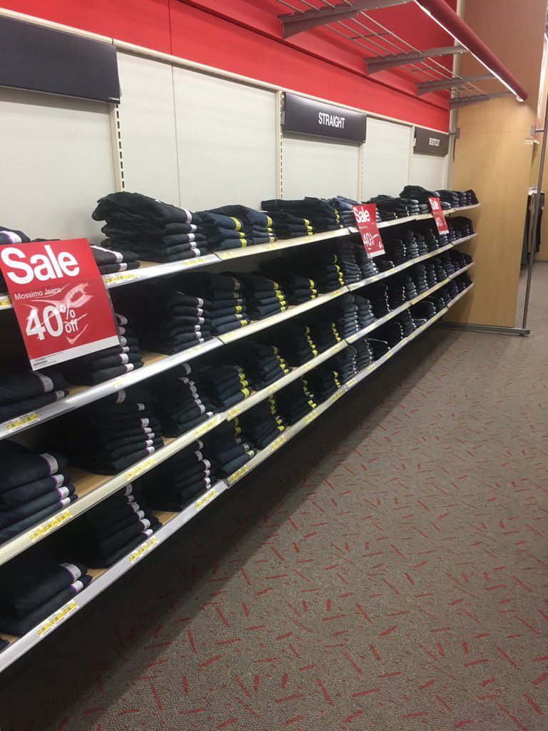 EdwardTGT's tweet photo. Promoting sales and getting a good zone is just in our jeans. https://t.co/atWK2vw8rR