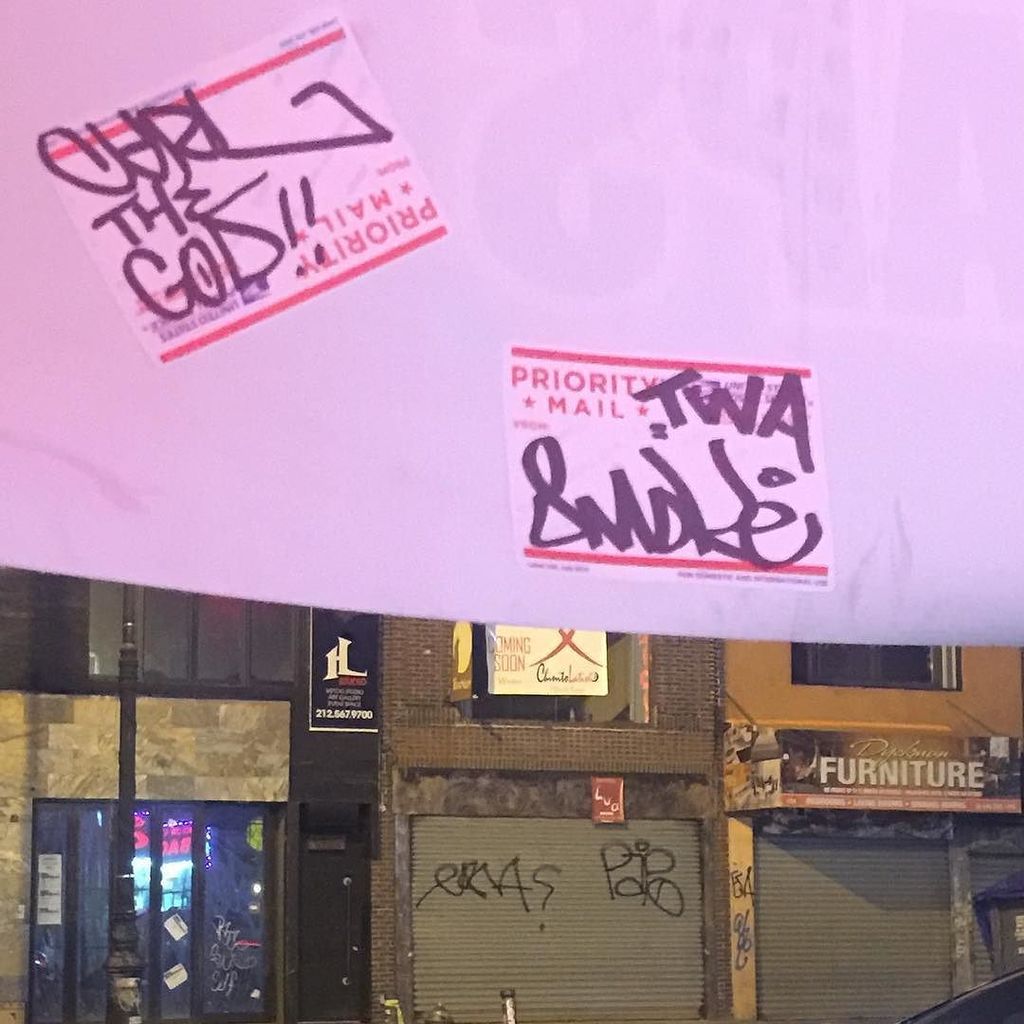 StArtEverywhere's tweet photo. @papo_dtf_ @erau2k @era_u2k @carl2dvs #2DVS #DTF #U2K #nycstreetart #graffitinyc #nycvandal #nyc #graffnyc #graff… https://t.co/U82yNOqXOT