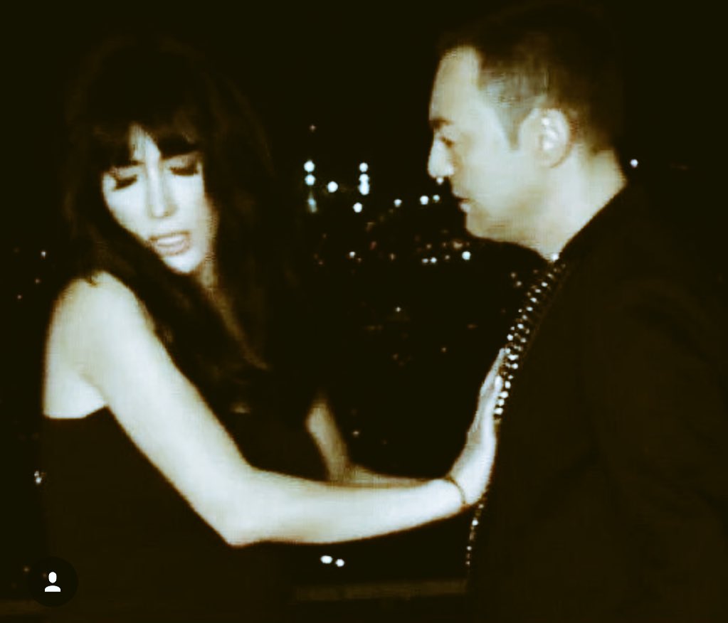 handeyener's tweet photo. #İKİDELİ 👊😉 https://t.co/LgbQlf8w4h
